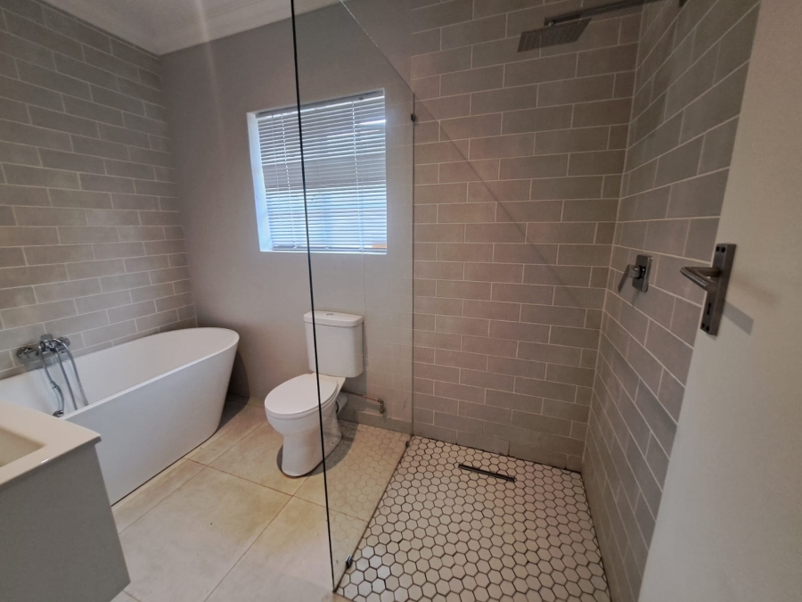 3 Bedroom Property for Sale in Boschdal North West